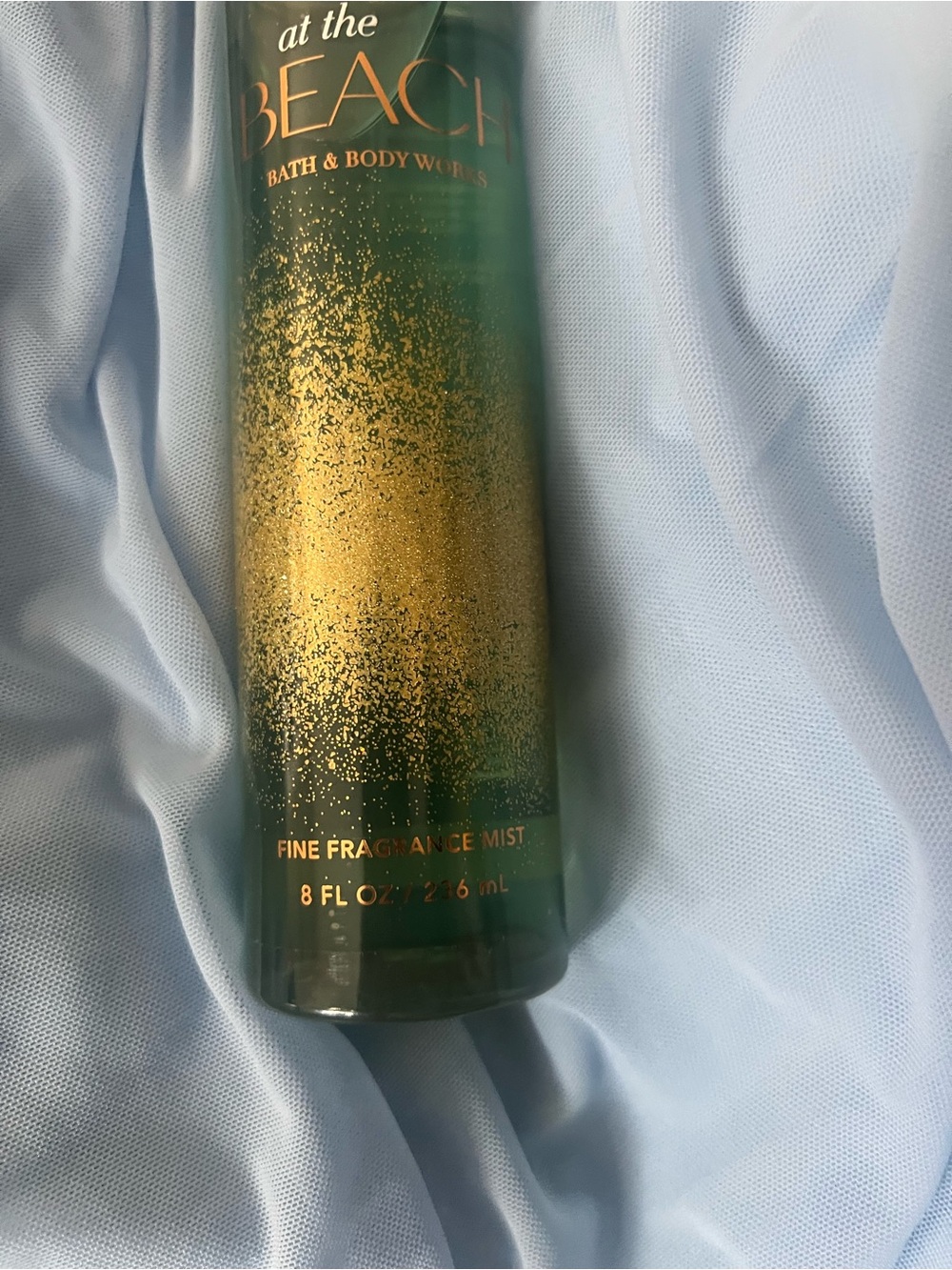 Bath and body works body mist AT THE BEACH - Picture 2 of 3